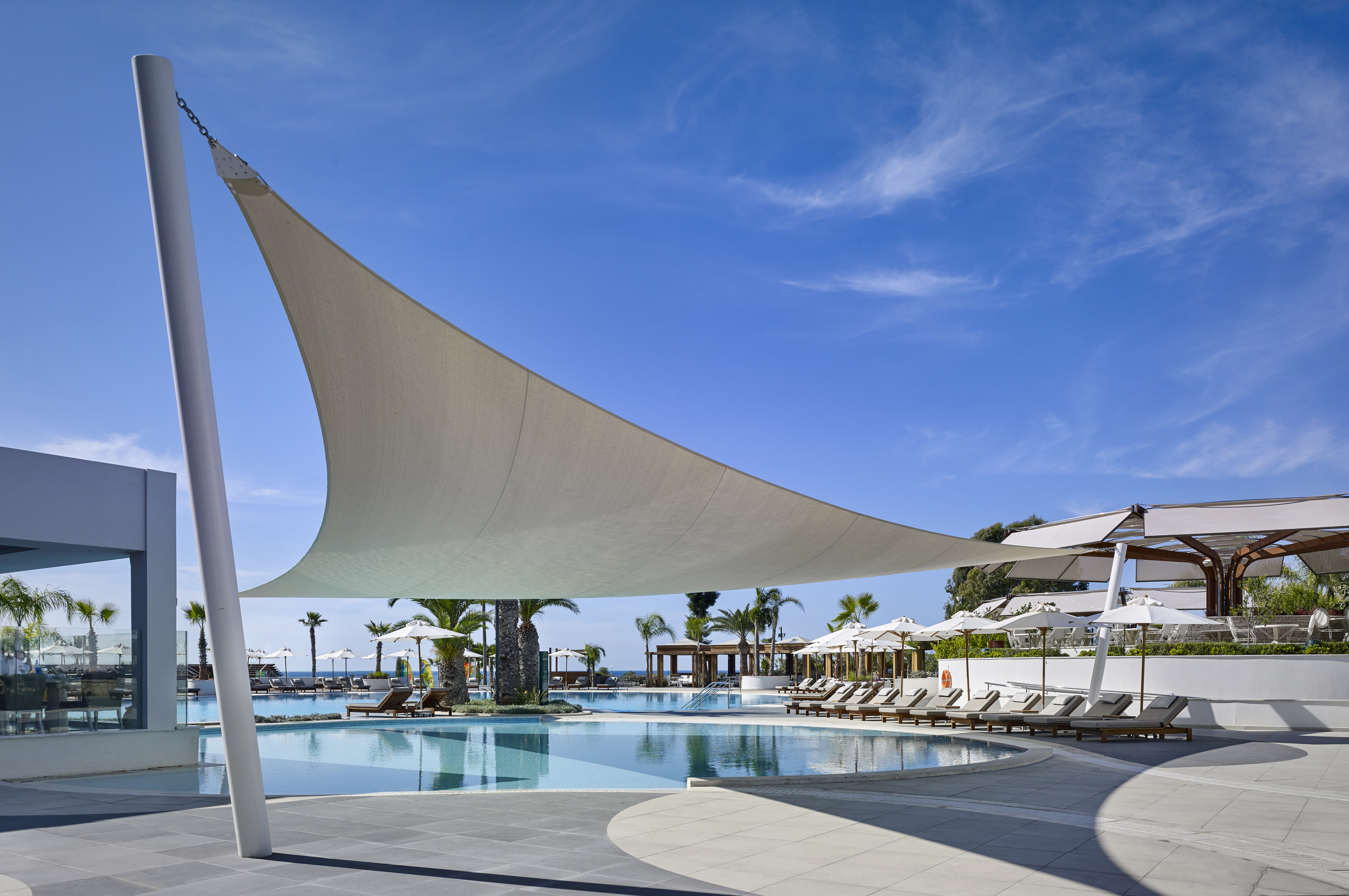 Book your wedding day in Parklane, a Luxury Collection Resort & Spa